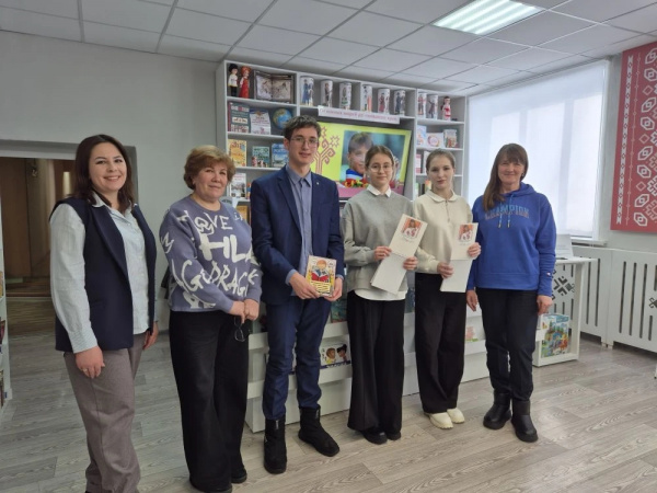 Встреча с олимпийской чемпионкой Еленой Николаевой в Октябрьской модельной библиотеке