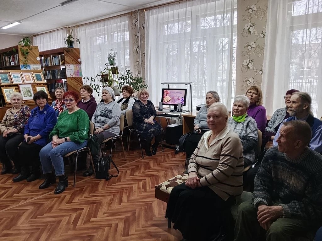 Музыкально-поэтический калейдоскоп «Поэтические строки, ставшие песнями» в Городской библиотеке семейного чтения