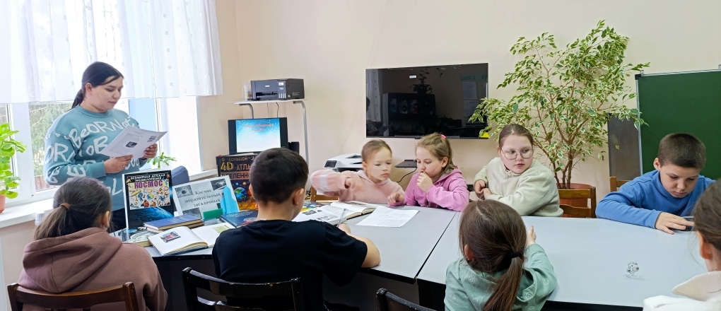 В Шоршелской сельской библиотеке состоялся познавательный час «Дорога к звездам»