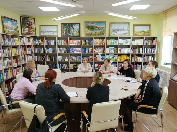 Круглый стол «Межведомственное взаимодействие субъектов профилактики безнадзорности и правонарушений несовершеннолетних в Мариинско Посадском муниципальном округе» на базе ТОП "Шаг навстречу"