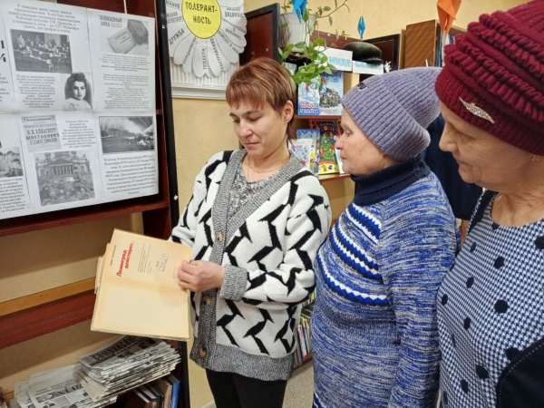 Час мужества «900 героических дней» в Малокамаевской сельской библиотеке