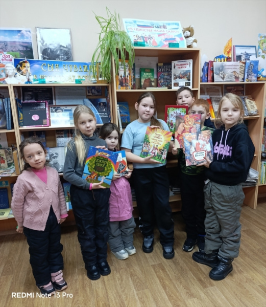 Книжная выставка «В единстве народов - сила России» в Шоршелской сельской библиотеке