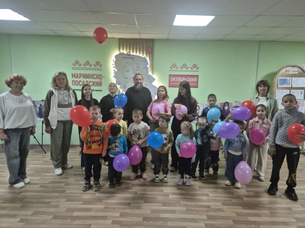 Международный день защиты детей в Октябрьской сельской библиотеке