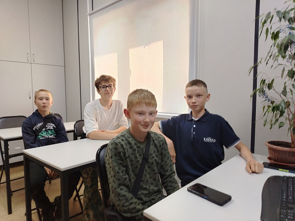 Тематическое досье «Удивительный мир природы» в Карабашской сельской библиотеке