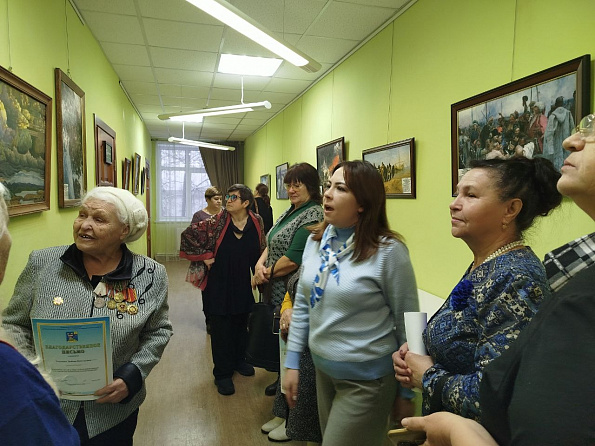 Выставка "Русского музея" в Центральной районной библиотеки