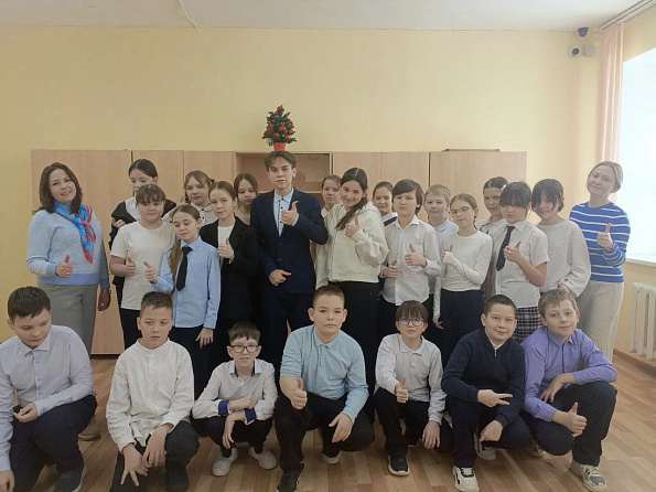 Творческая встреча школьников с молодым начинающим автором