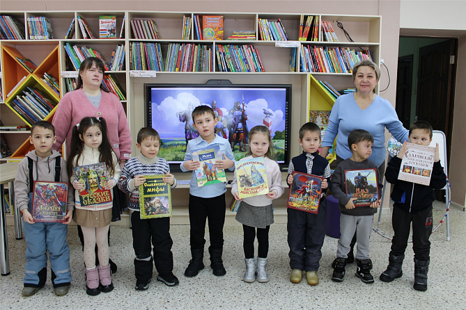 В Детской библиотеке начала свою работу программа развивающего чтения «По заставам богатырским, по Руси былинной»
