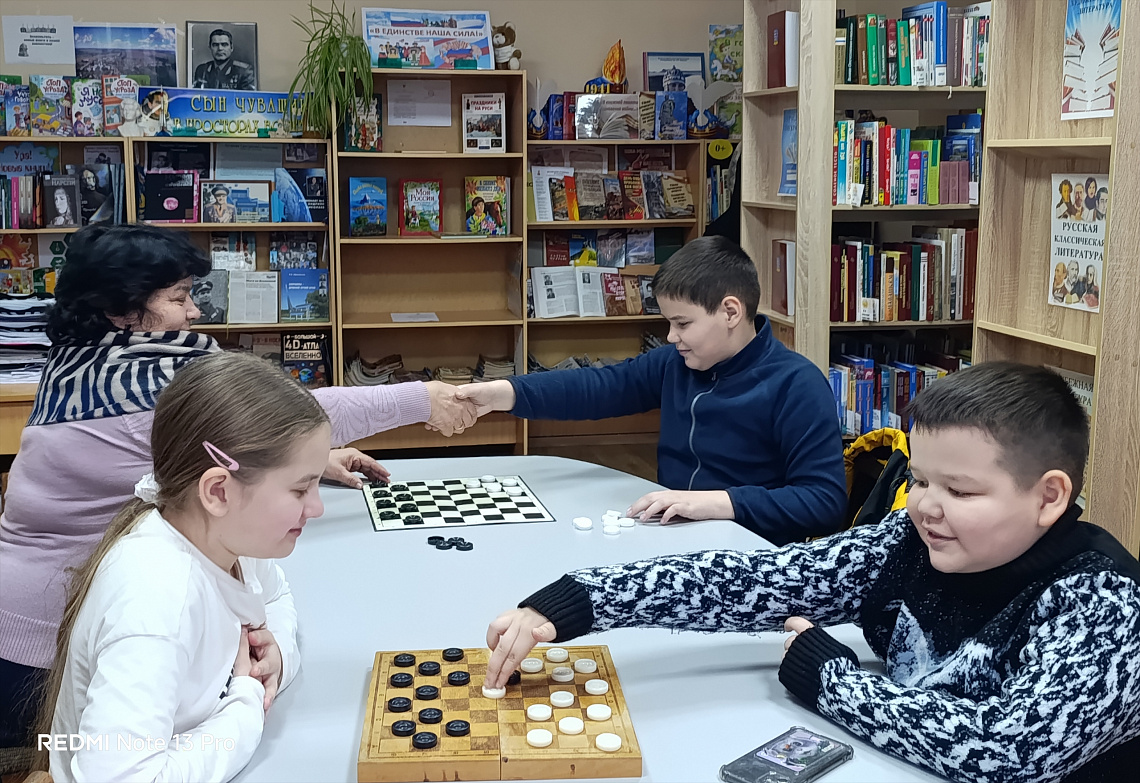 Шашечный турнир для детей под названием «Чудо шашки» в Шоршелской сельской библиотеке