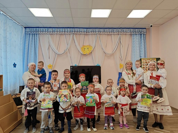 День чувашского языка организовали библиотекари д. Эльбарусово