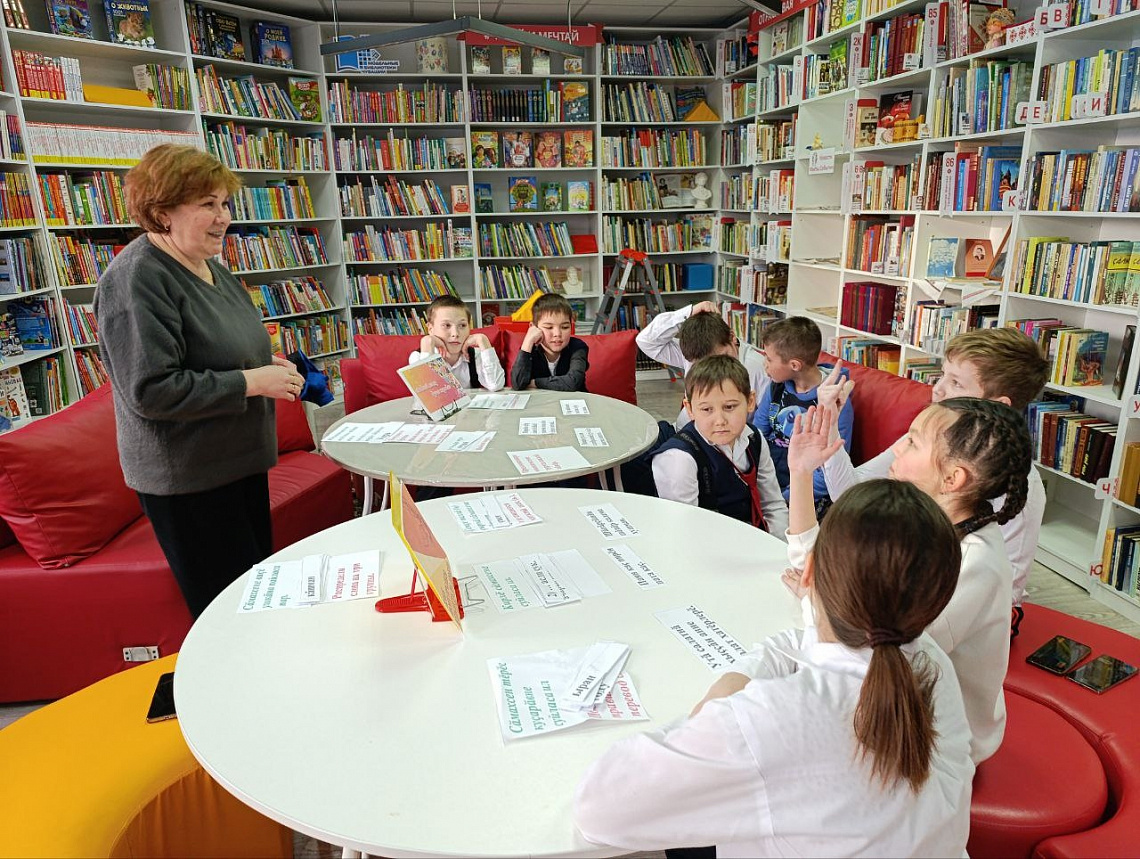 Лингвистический квест «Язык моих предков угаснуть не должен» в Октябрьской сельской библиотеке