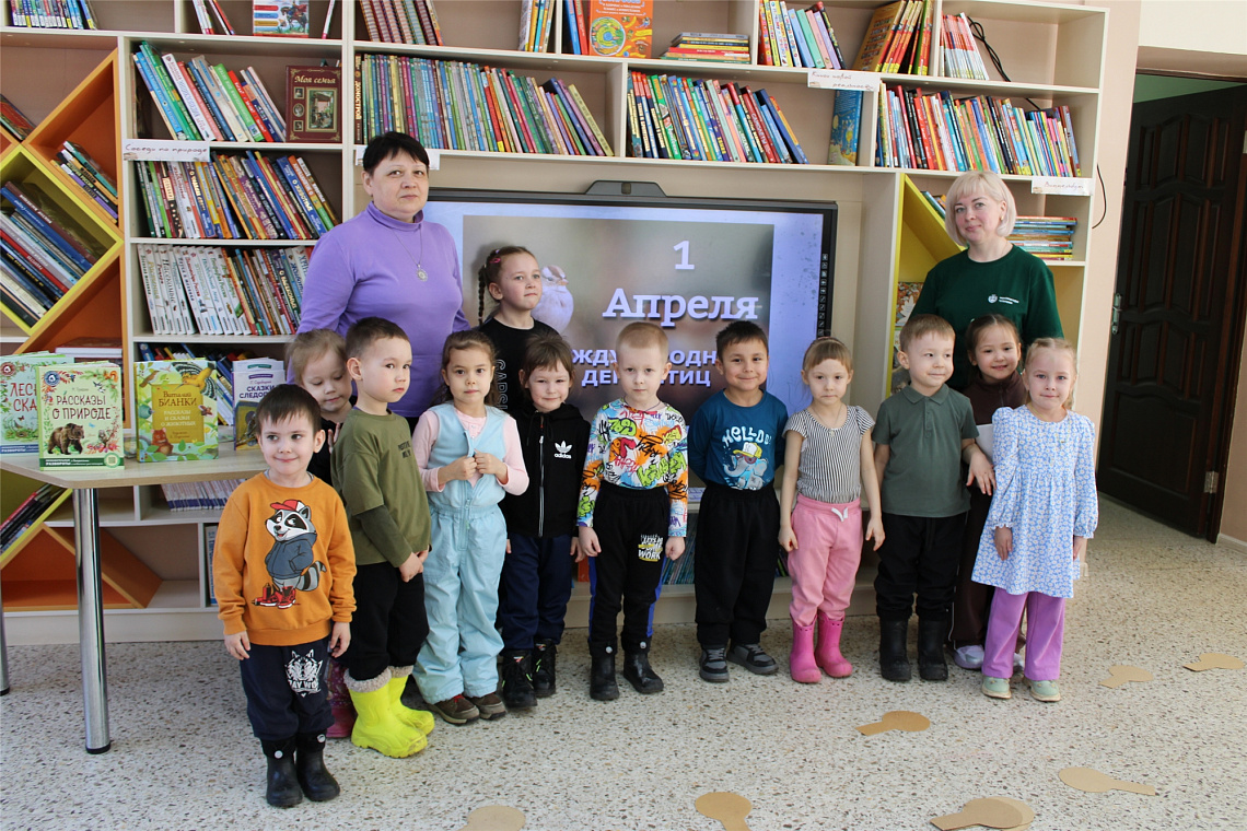 В Детской библиотеке состоялось информ-досье «Птички – симпатички»